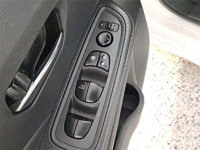 2024 Nissan Versa 1.6 SV