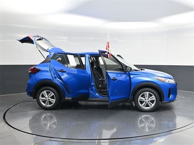 2025 Nissan Kicks Play S
