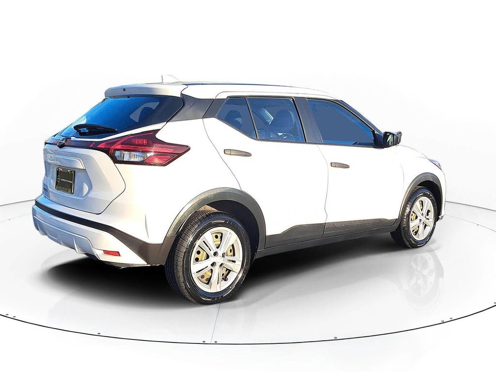 2023 Nissan Kicks S