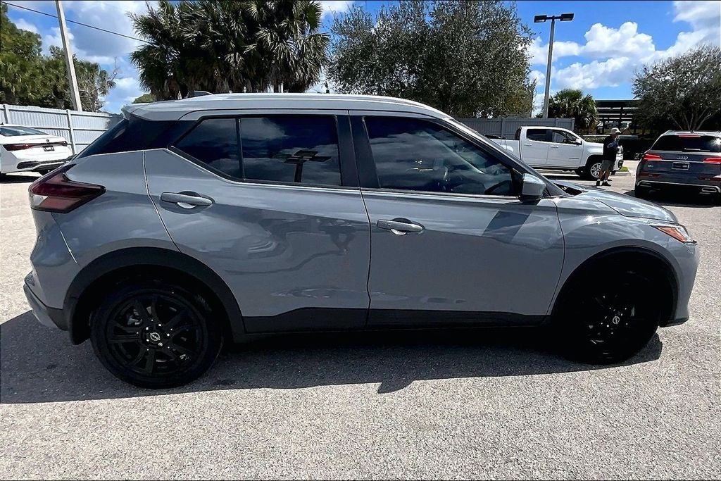 2022 Nissan Kicks SV