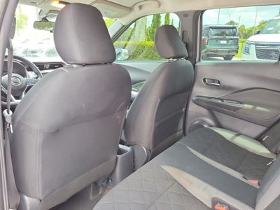 2020 Nissan Kicks SV