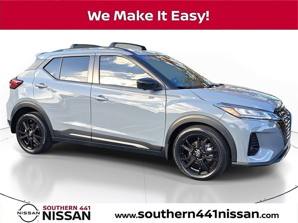 2021 Nissan Kicks SR