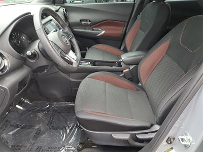 2023 Nissan Kicks SR