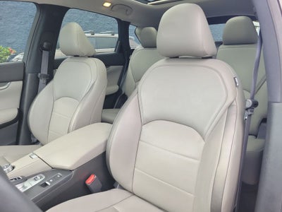 2023 INFINITI QX50 LUXE