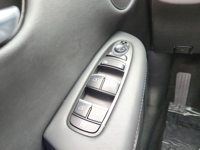 2025 INFINITI QX50 LUXE