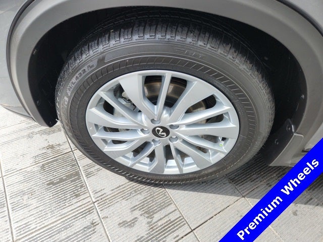 2025 INFINITI QX50 LUXE