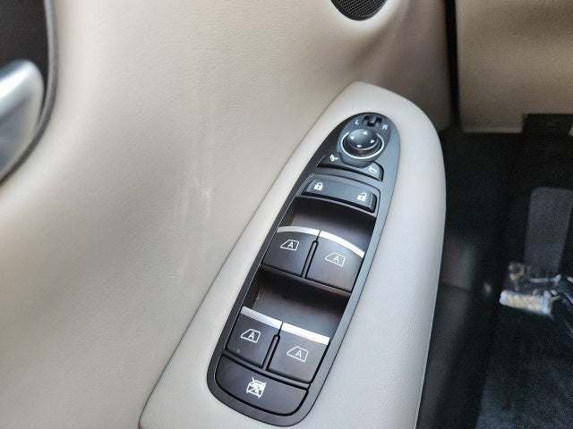 2025 INFINITI QX50 LUXE