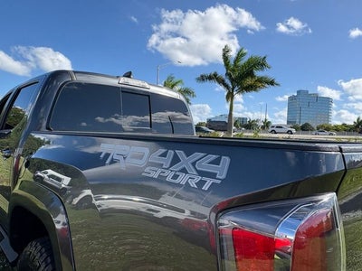2022 Toyota Tacoma TRD Sport V6