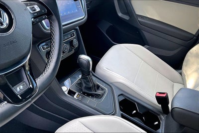 2021 Volkswagen Tiguan 2.0T SE R-Line Black