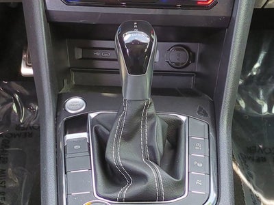2022 Volkswagen Tiguan SEL R-Line