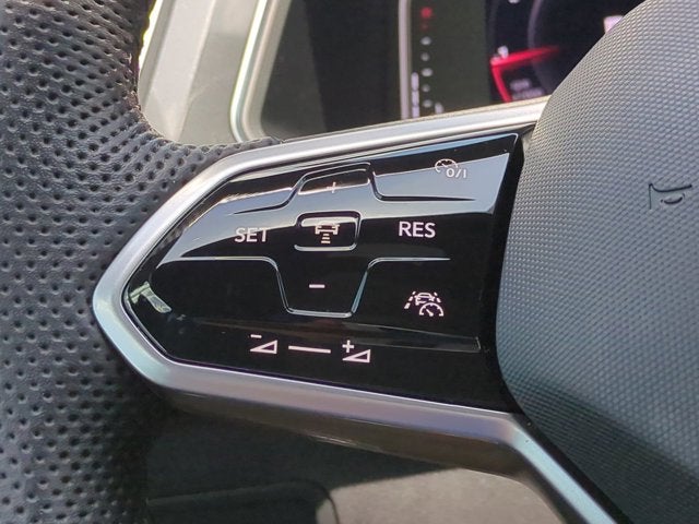 2022 Volkswagen Tiguan SEL R-Line