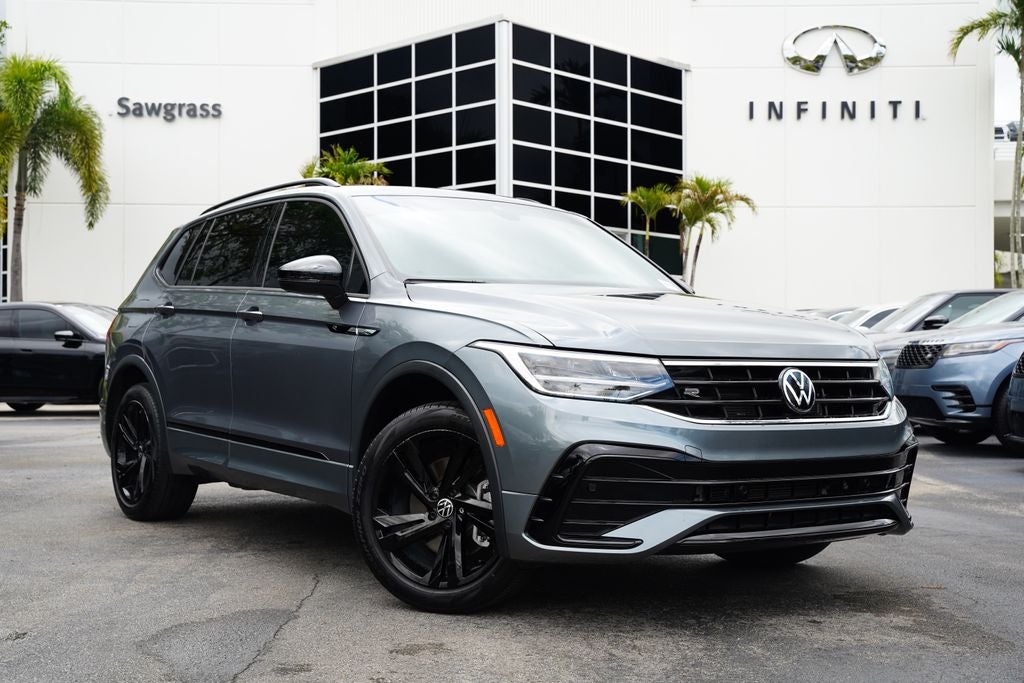 2024 Volkswagen Tiguan 2.0T SE R-Line Black