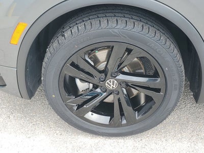 2023 Volkswagen Tiguan 2.0T SE R-Line Black