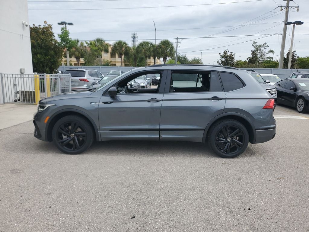2023 Volkswagen Tiguan 2.0T SE R-Line Black
