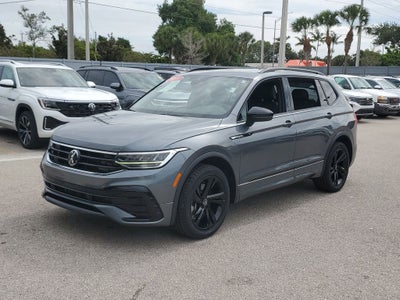 2023 Volkswagen Tiguan 2.0T SE R-Line Black
