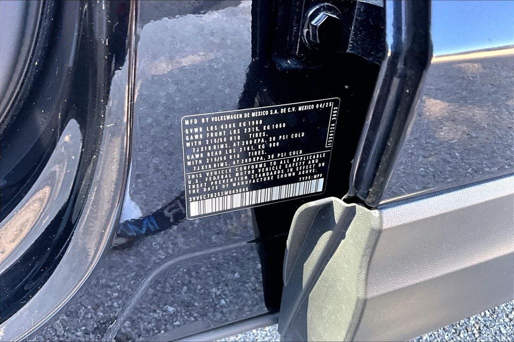 2025 Volkswagen Taos 1.5T SE