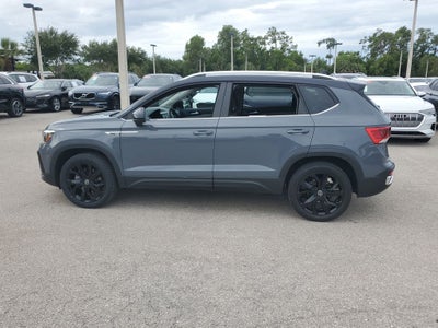 2024 Volkswagen Taos 1.5T SE