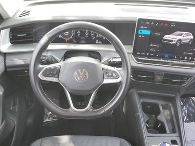 2026 Volkswagen Tiguan 2.0T SE