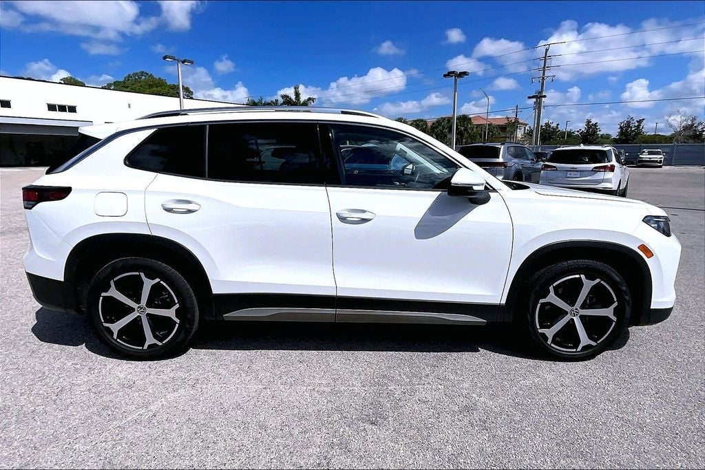 2026 Volkswagen Tiguan 2.0T SE