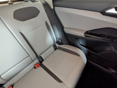 2022 Volkswagen Taos SE FWD