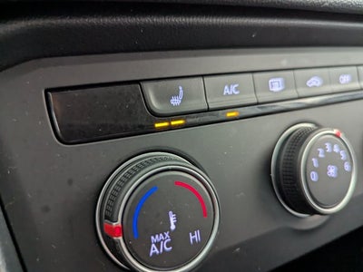 2022 Volkswagen Taos SE FWD