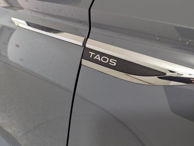 2022 Volkswagen Taos SE FWD