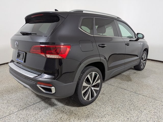 2022 Volkswagen Taos SE FWD