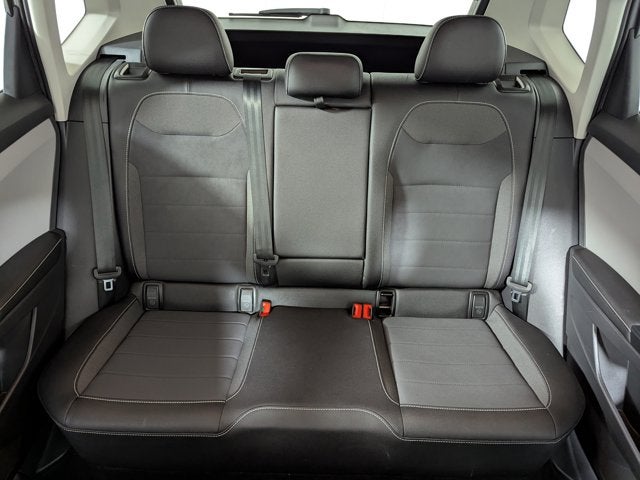 2024 Volkswagen Taos SE FWD