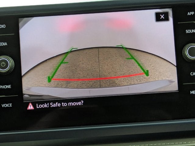 2024 Volkswagen Taos SE FWD