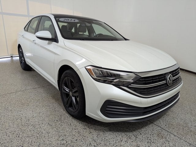 2024 Volkswagen Jetta SE Auto