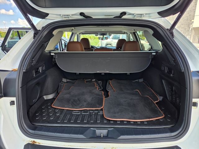2022 Subaru Outback Touring