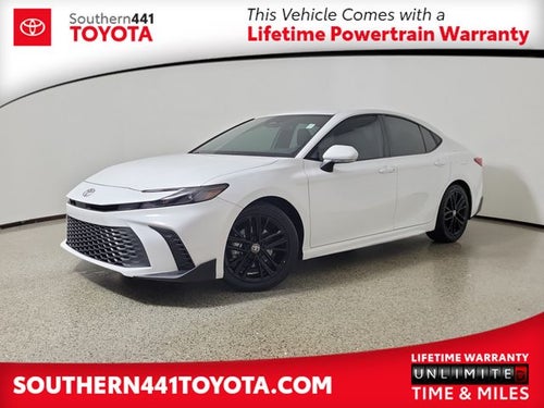 2025 Toyota Camry SE