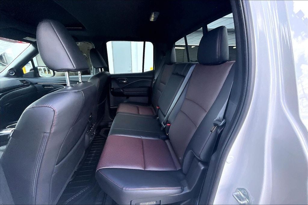 2025 Honda Ridgeline Black Edition