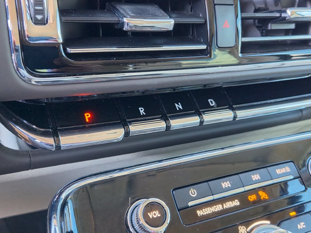 2020 Lincoln Navigator Black Label