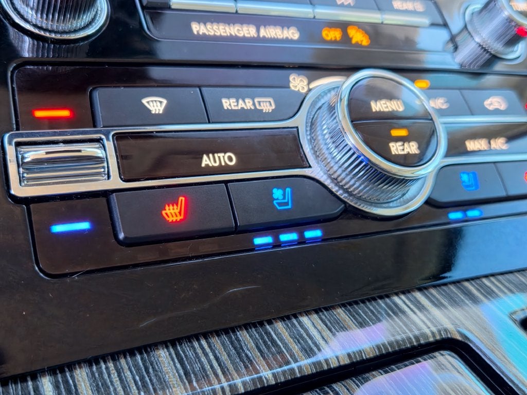 2020 Lincoln Navigator Black Label