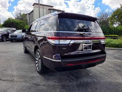 2023 Lincoln Navigator L Reserve