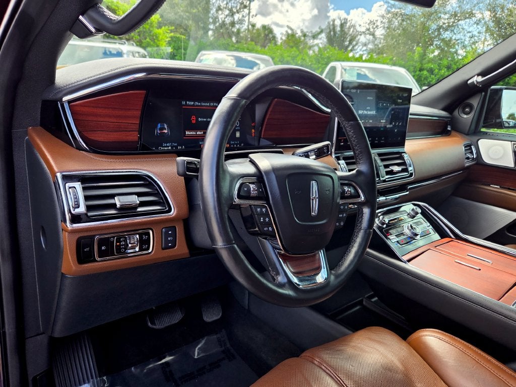 2023 Lincoln Navigator L Reserve