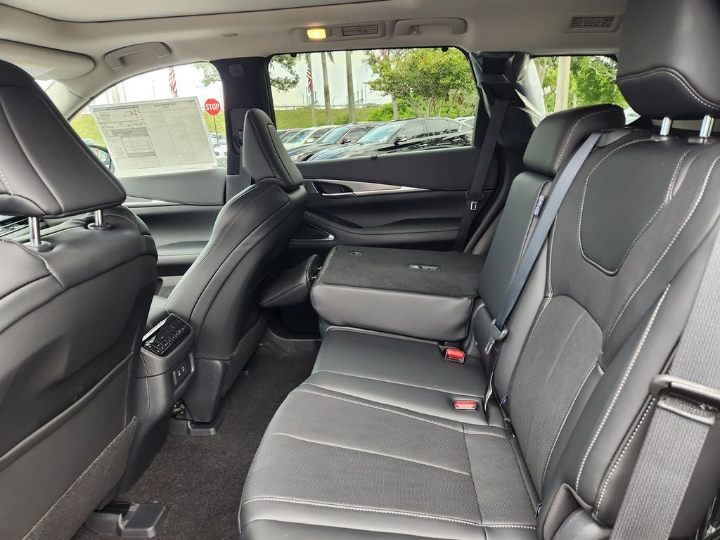 2026 INFINITI QX60 LUXE Certified Preowned!