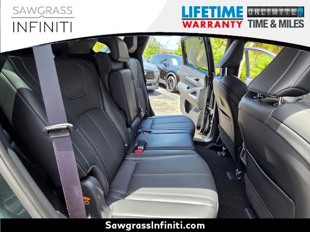 2026 INFINITI QX60 LUXE