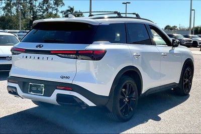 2025 INFINITI QX60 LUXE