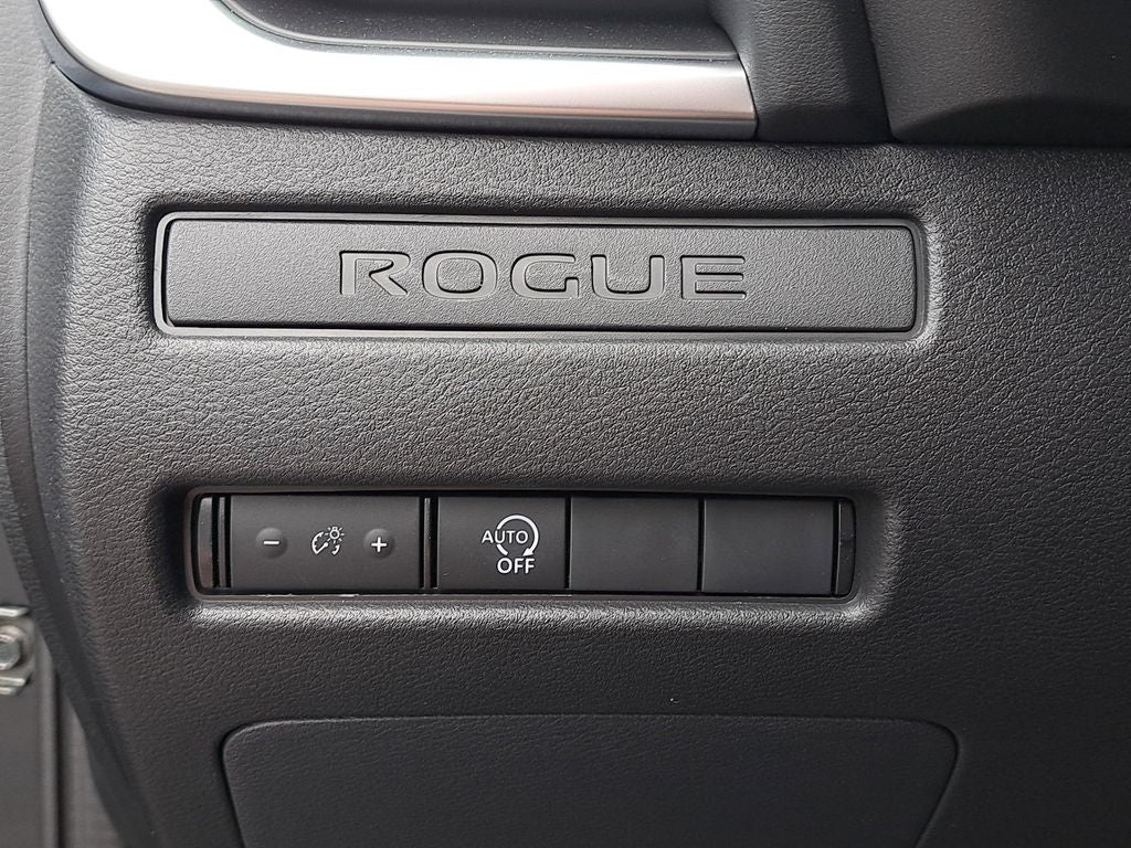 2025 Nissan Rogue S