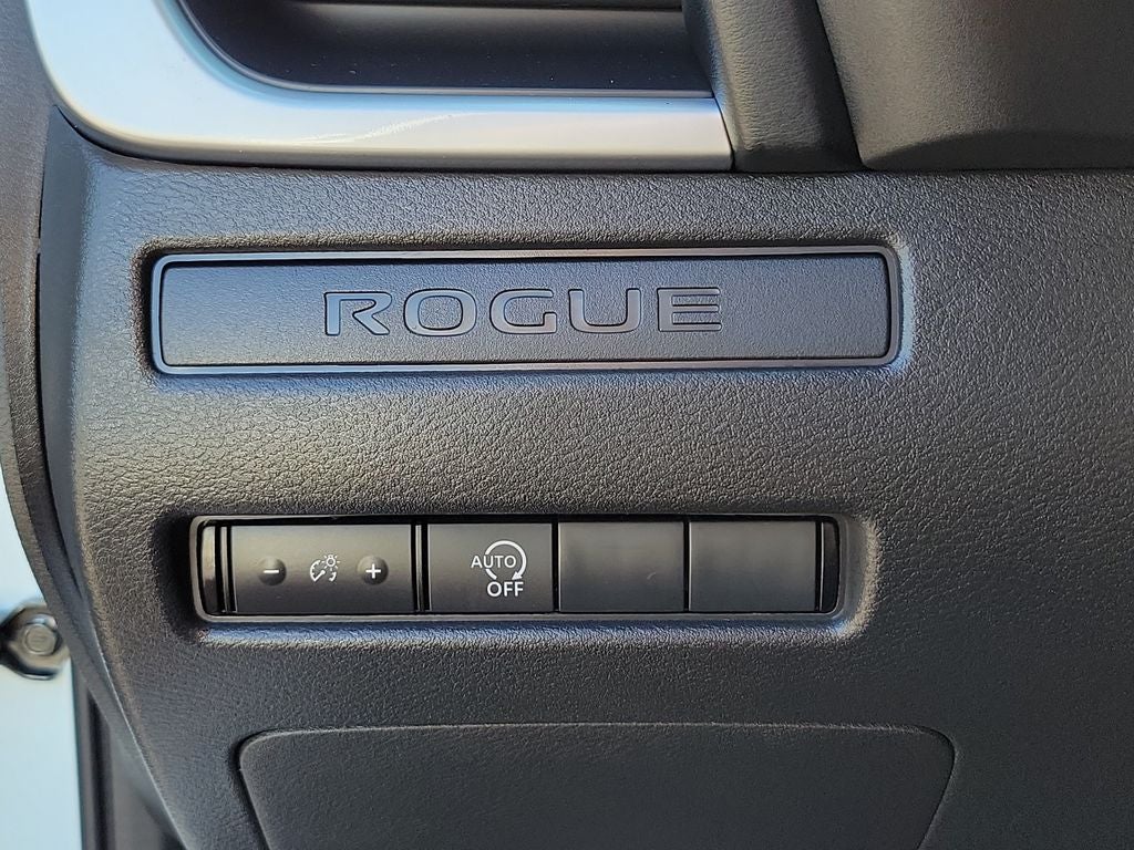 2025 Nissan Rogue S