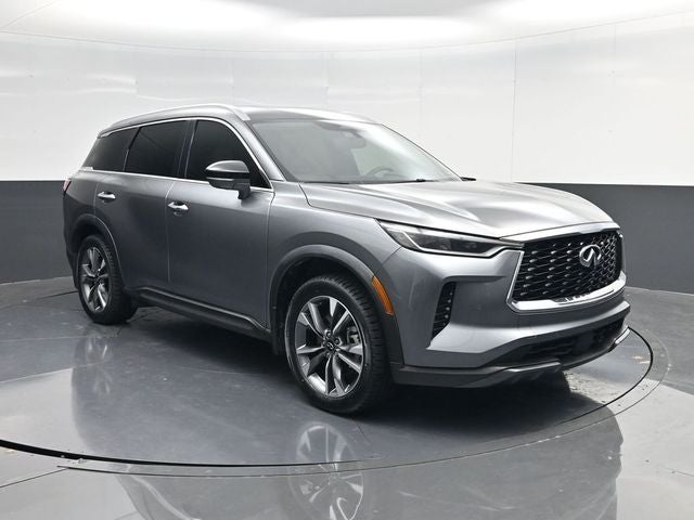 2022 INFINITI QX60 LUXE