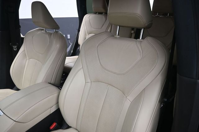 2022 INFINITI QX60 LUXE