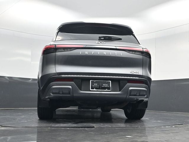 2022 INFINITI QX60 LUXE