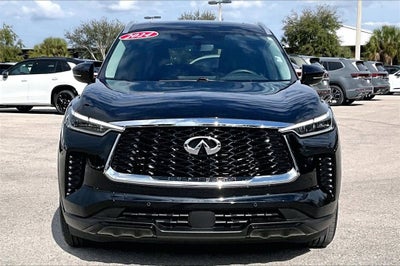 2024 INFINITI QX60 LUXE