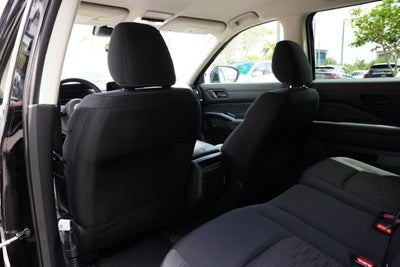 2023 Nissan Pathfinder S