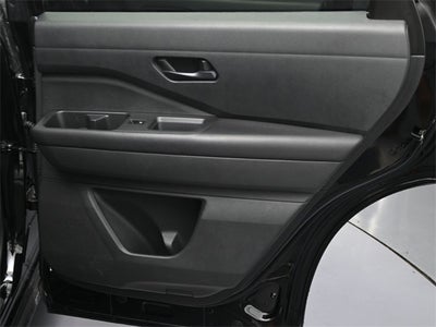 2024 Nissan Pathfinder S