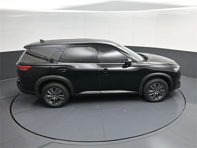 2024 Nissan Pathfinder S