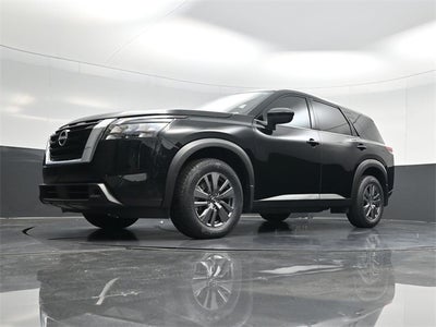 2024 Nissan Pathfinder S